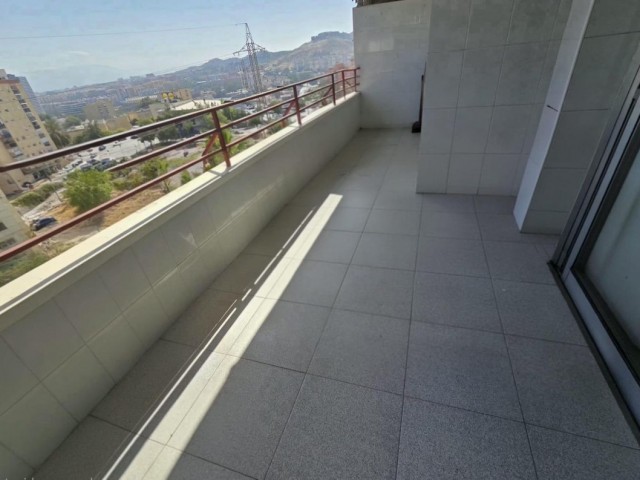 3 Schlafzimmer Apartment in Málaga