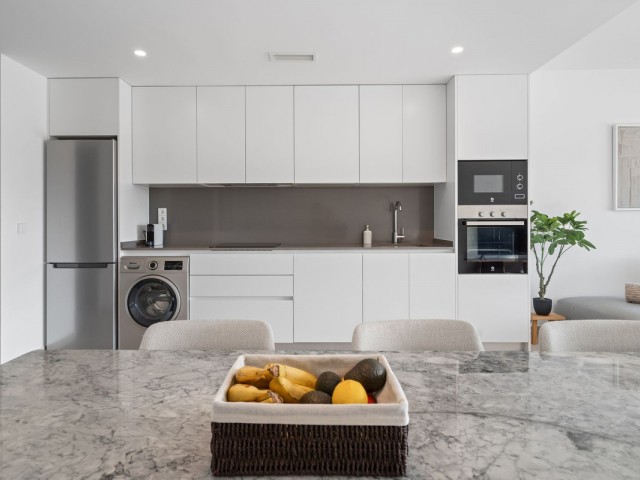 Apartment, Estepona, R5356888