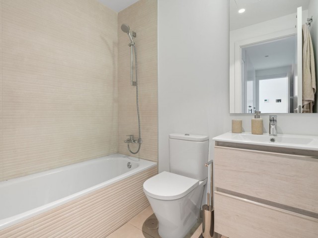 2 Bedrooms Apartment in Estepona