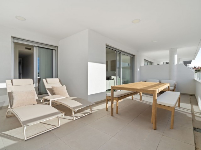 2 Bedrooms Apartment in Estepona