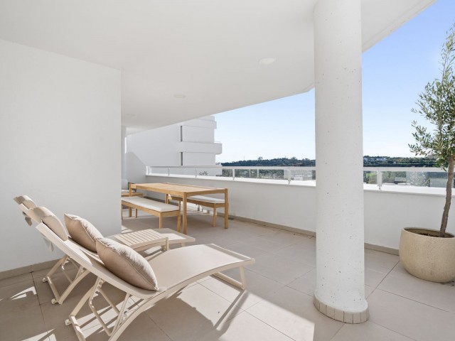 2 Bedrooms Apartment in Estepona