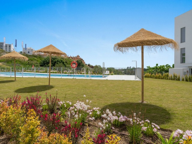 2 Bedrooms Apartment in Estepona