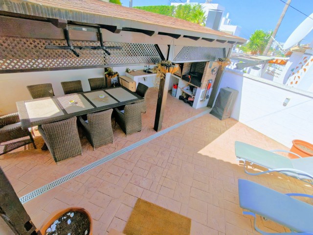 Villa, El Faro, R5407228
