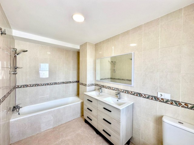 Townhouse, Los Boliches, R5044714