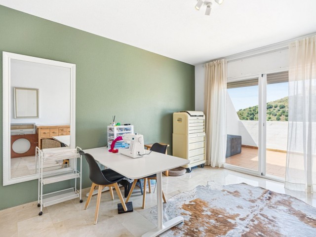 Penthouse in Calahonda