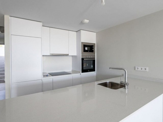 Apartamento con 2 Dormitorios  en La Duquesa
