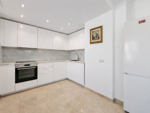 2 Bedrooms Apartment in Benahavís