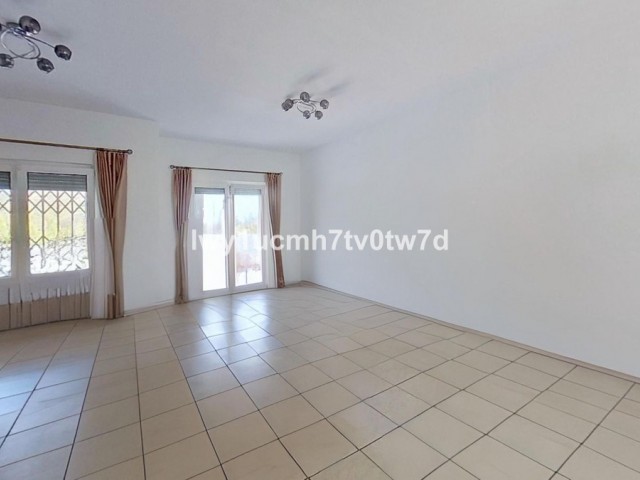 3 Bedrooms Townhouse in Mijas