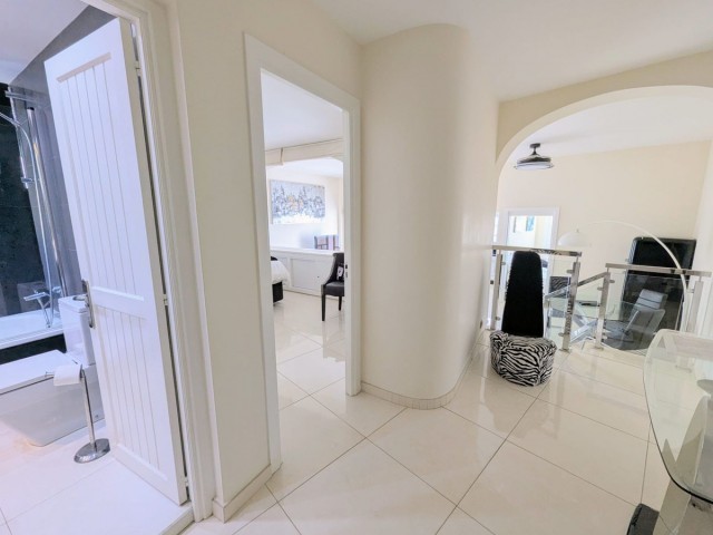 Penthouse in Puerto de Cabopino