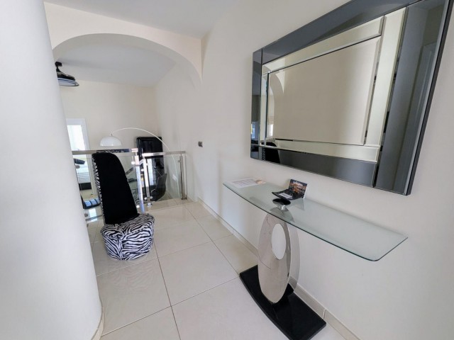 Penthouse in Puerto de Cabopino