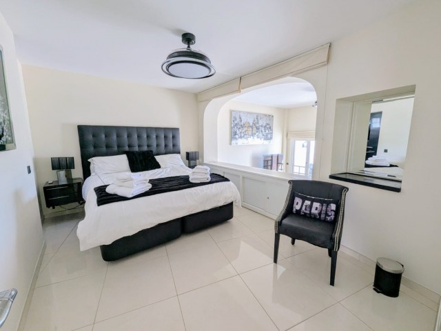 Penthouse in Puerto de Cabopino