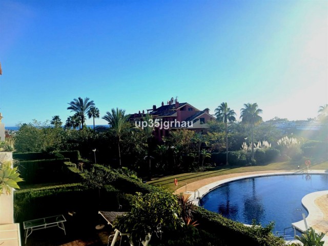 Apartment, Estepona, R5307991