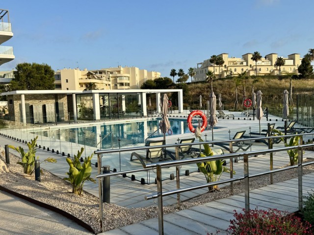 Apartment, El Faro, R5407309