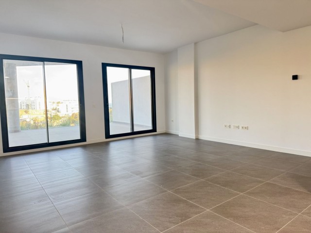 Apartment, El Faro, R5407309