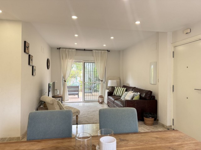Apartment, Nueva Andalucia, R5422447