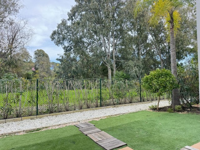 2 Bedrooms Apartment in Nueva Andalucía