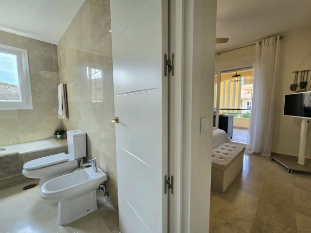 3 Bedrooms Apartment in Calahonda