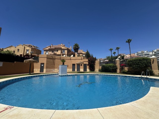 Villa avec 5 Chambres  à Riviera del Sol
