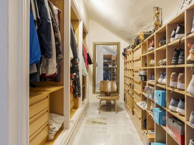 Apartamento con 3 Dormitorios  en Monte Halcones