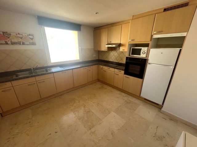 2 Bedrooms Apartment in Riviera del Sol