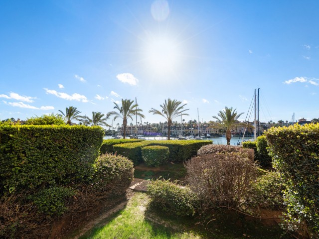 3 Sovrums Lägenhet i Sotogrande Marina
