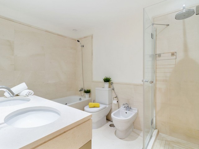 Apartamento con 2 Dormitorios  en Los Flamingos
