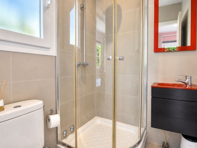 2 Slaapkamer Villa in El Faro
