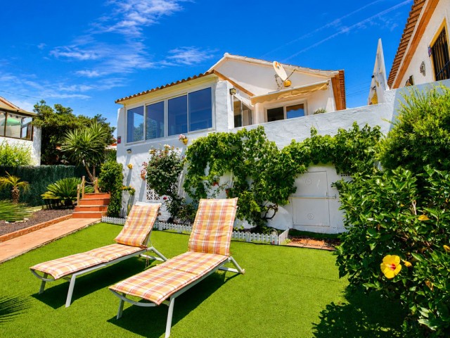 2 Slaapkamer Villa in El Faro