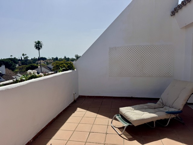 Huoneisto, Guadalmina Baja, R5410624