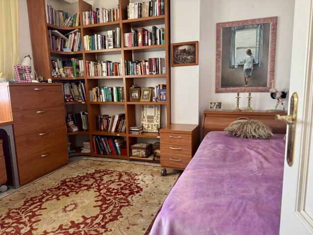 4 Bedrooms Apartment in Guadalmina Baja
