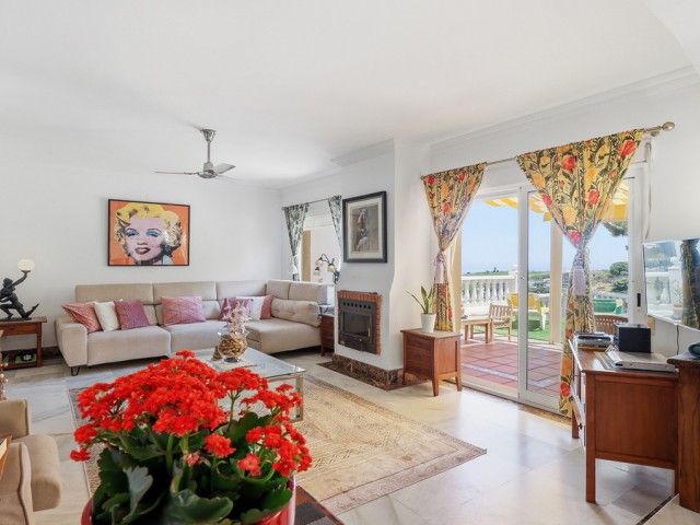 4 Bedrooms Townhouse in Manilva