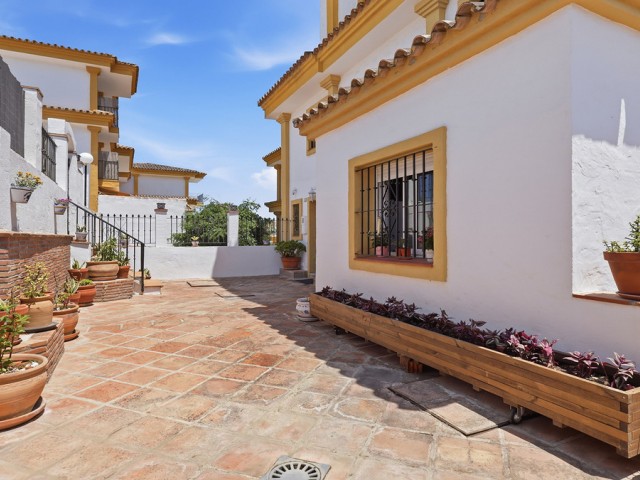 4 Bedrooms Townhouse in Manilva