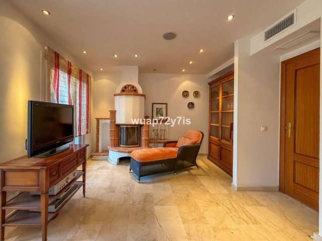 Appartement avec 3 Chambres  à Costabella
