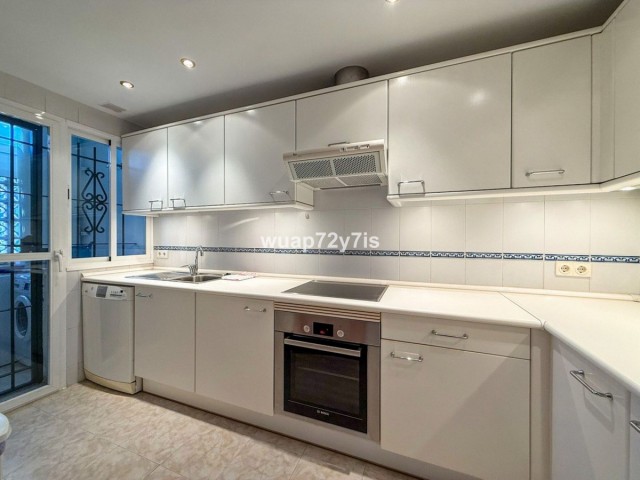 Appartement avec 3 Chambres  à Costabella
