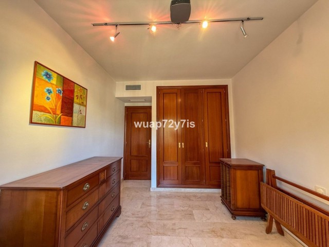 Appartement avec 3 Chambres  à Costabella