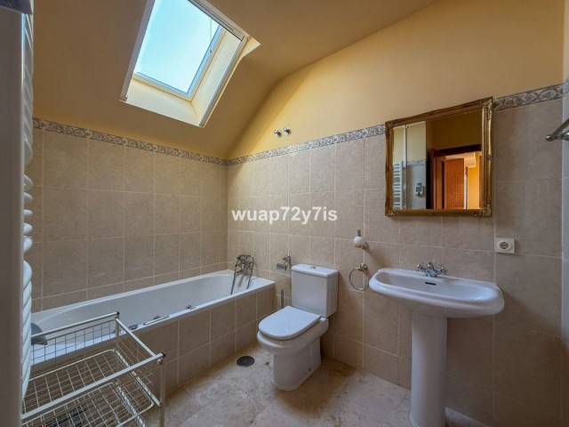 Appartement avec 3 Chambres  à Costabella