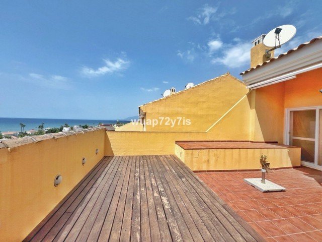 Appartement avec 3 Chambres  à Costabella