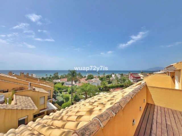Appartement avec 3 Chambres  à Costabella