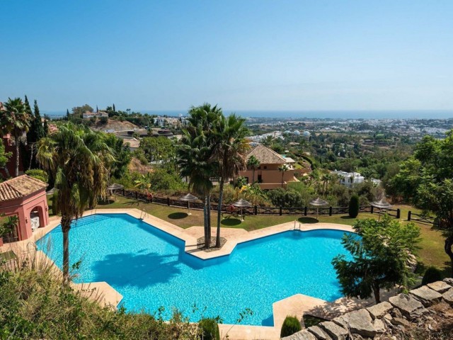 Penthouse in Monte Halcones