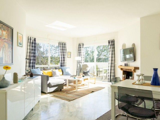 Apartment, Elviria, R5432239