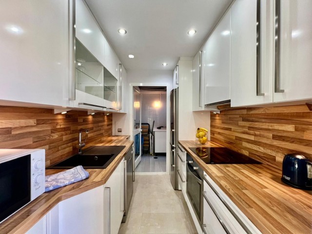 Apartment, Elviria, R5432239