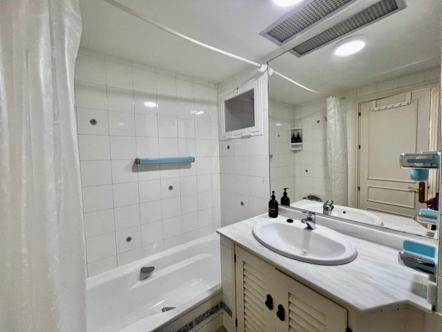 2 Schlafzimmer Apartment in Elviria