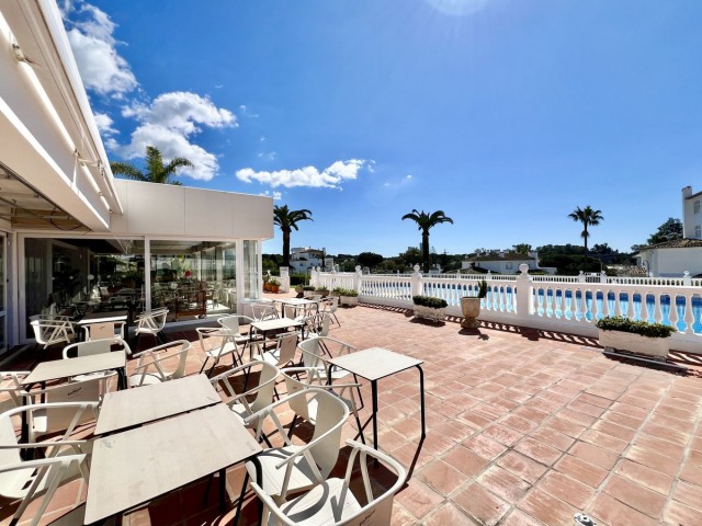 2 Schlafzimmer Apartment in Elviria