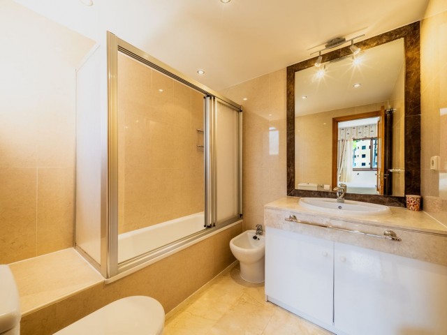 Apartamento con 2 Dormitorios  en Costalita
