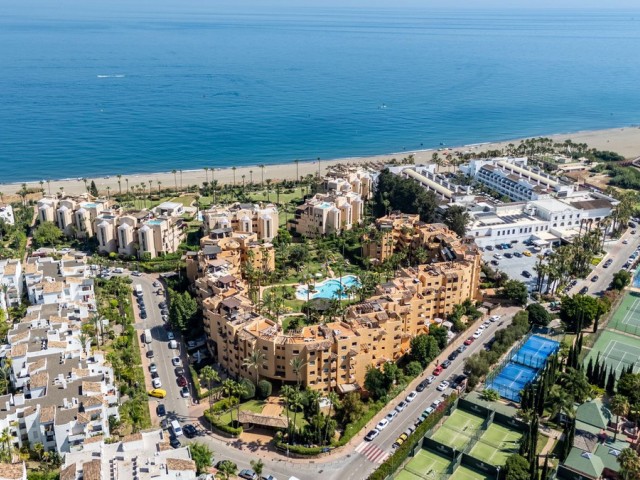 Apartamento con 2 Dormitorios  en Costalita
