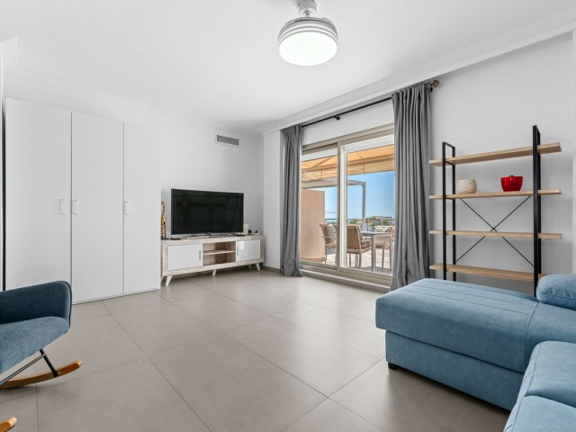 Penthouse in New Golden Mile