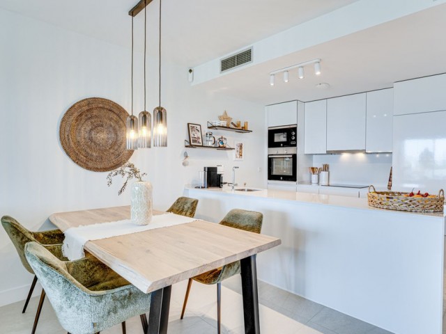 2 Bedrooms Apartment in Manilva