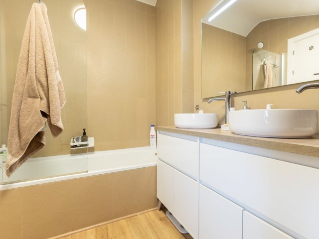 Maison mitoyenne avec 3 Chambres  à Benalmadena Pueblo