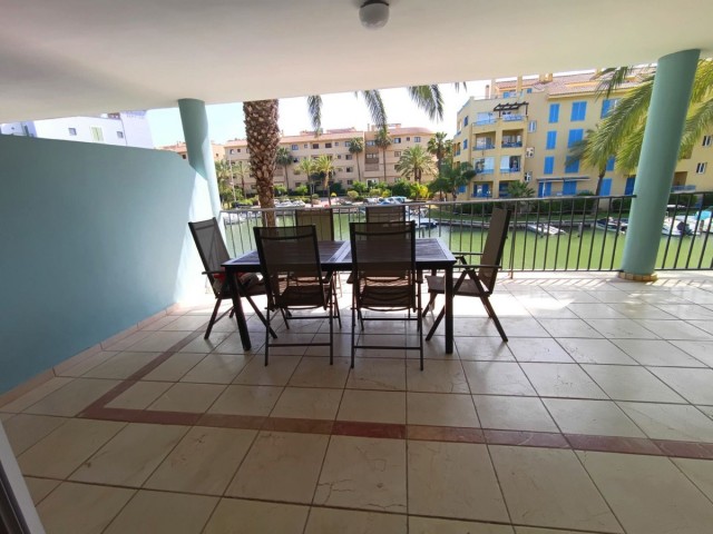 Apartamento con 3 Dormitorios  en Sotogrande Marina