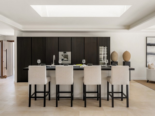 4 Schlafzimmer Villa in Las Brisas